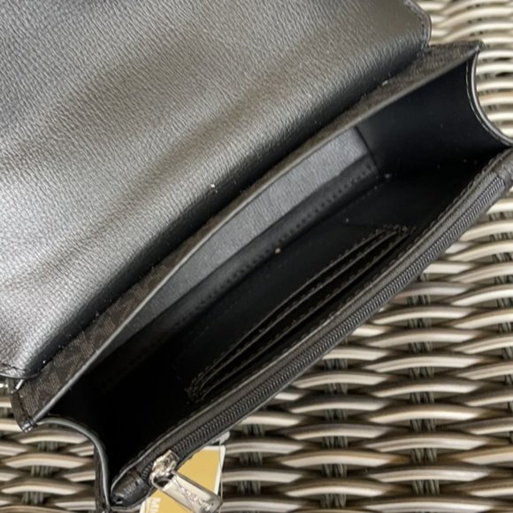 Michael Kors Rose Small Crossbody Black - Picture 12 of 16